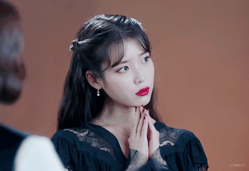 求iu的头像和表情包