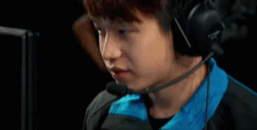 明凯该退役了就到这儿吧人生总有遗憾