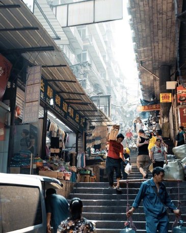 老铁们,求张充满人间烟火气的壁纸,跪谢
