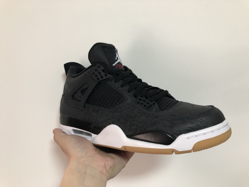 我爱冷门倒闭aj系列之aj4黑镭射