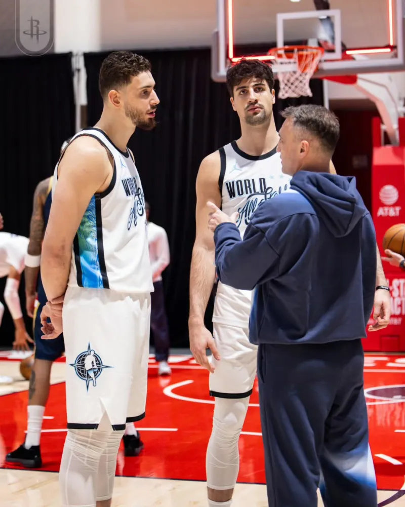 两兄弟参加全明星!-NBA-火箭专区-虎扑社区