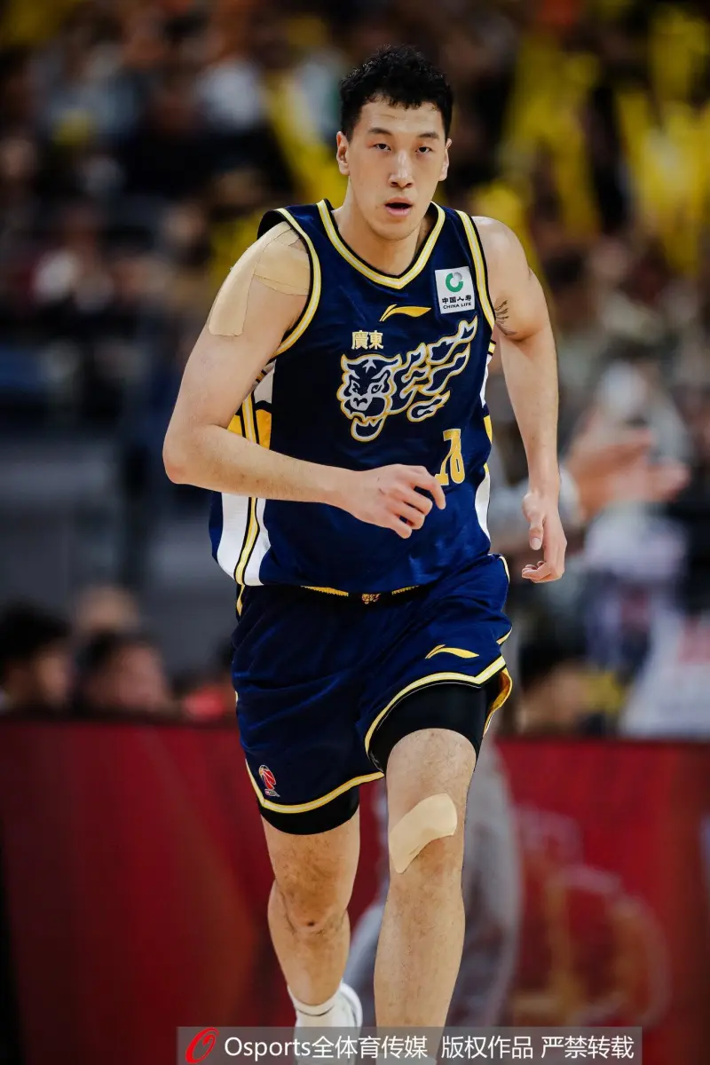 广东要续约谁?杜润旺张文逸等5人合同今夏到期王少杰租借期满!