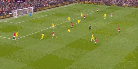 [流言板]倫納德點起文班造成犯規站上罰球線，全場觀眾高呼MVP