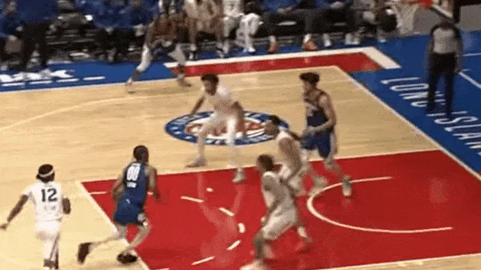 各有千秋！美媒戏弄：说说你心目中最丑的NBA球衣