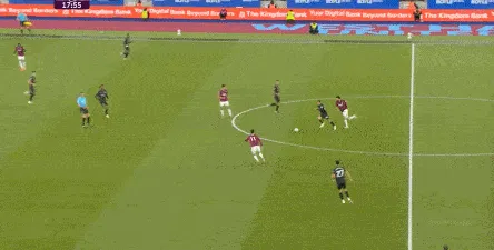 【直播】小白熊銳評小麥：白起不用閃現(xiàn)就嘲諷到你，別逗我笑了！