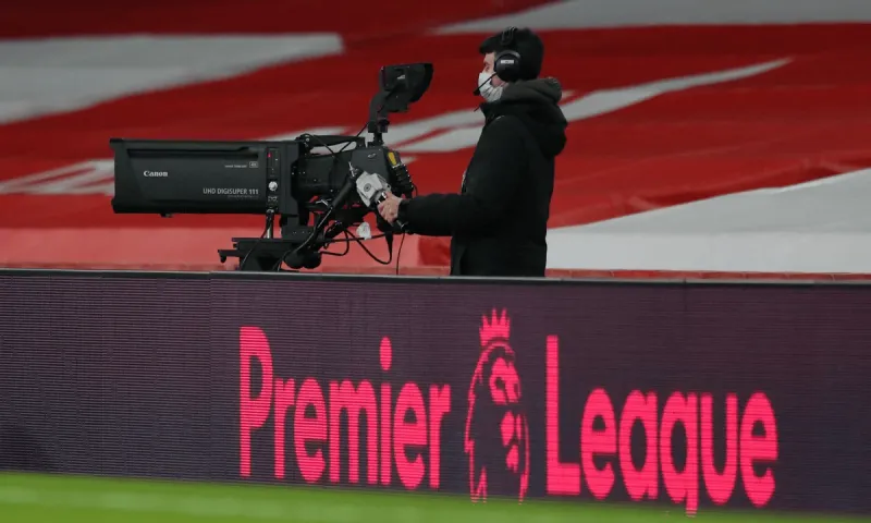 [流言板]外網爆料新英雄技能：含治療/眩暈、煙、大招，還有一個未知