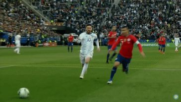 梅西和梅德尔双双红牌,这判罚什么情况?(集中