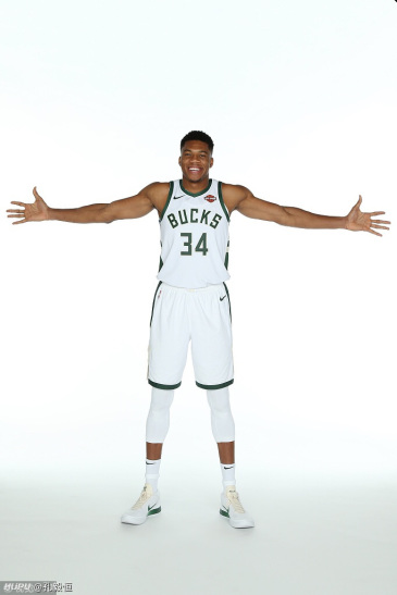 字母哥的臂展变长了吗?