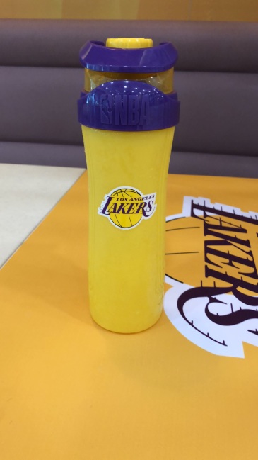 4块钱买德克士能量水杯!