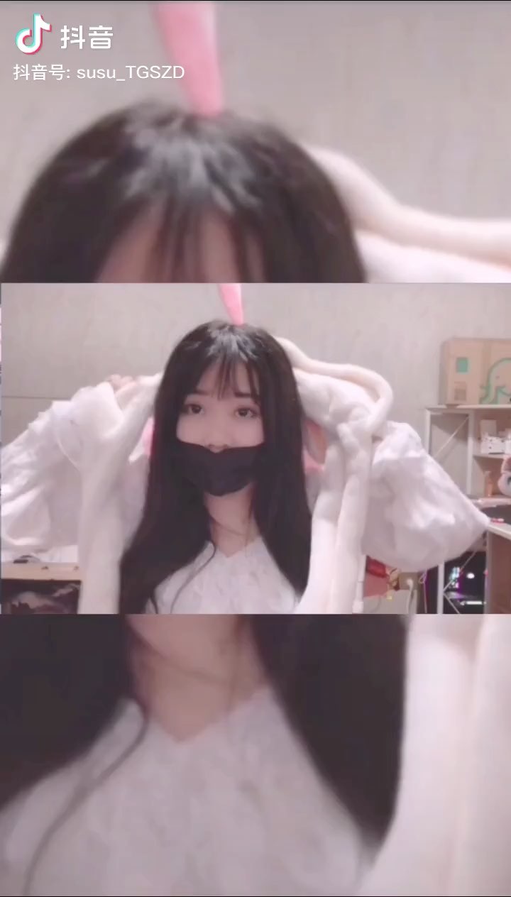 video-poster