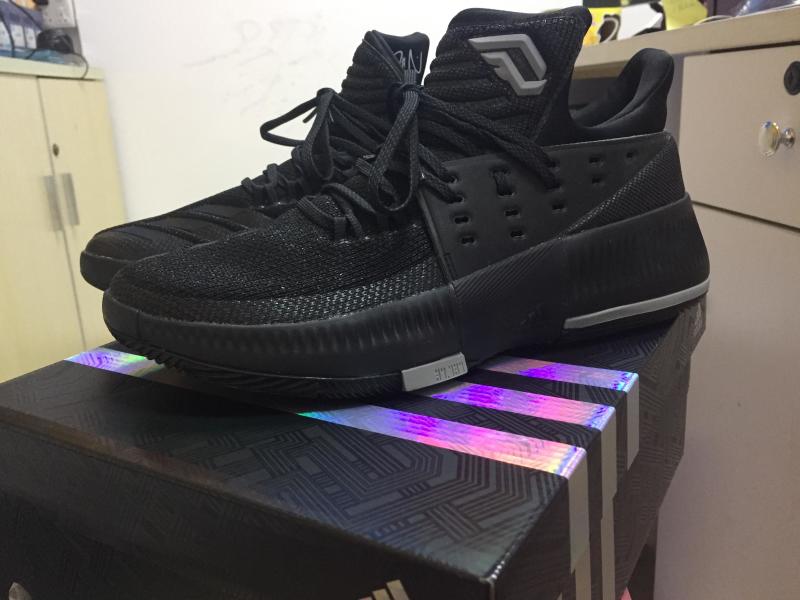 官网的利拉德3到了 想了解压脚背尺码等问题的