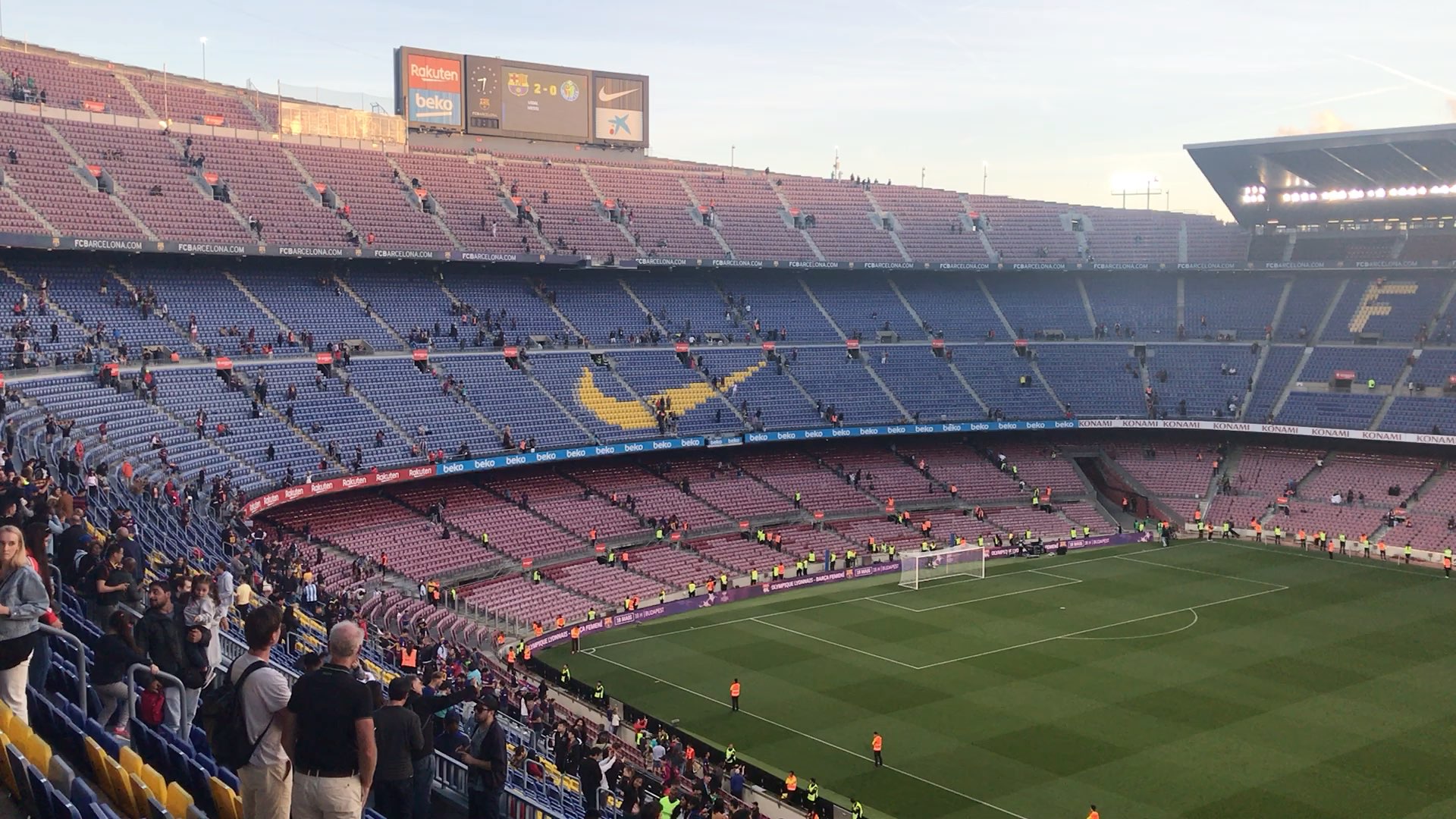 微信状态背景 诺坎普-西甲-巴萨专区-虎扑社区