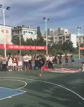 5月14日昆明站:暴扣庆祝!1米78云南滑翔机矣