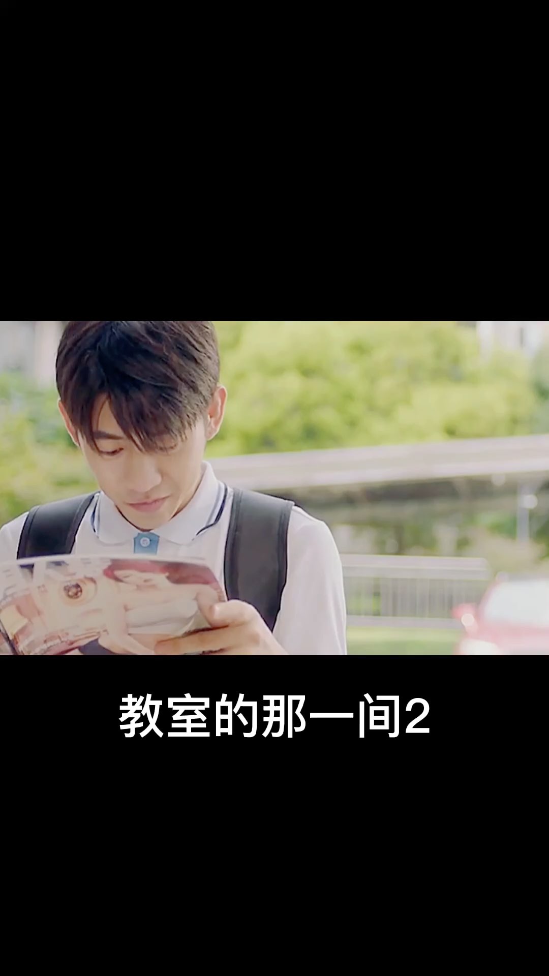 video-poster