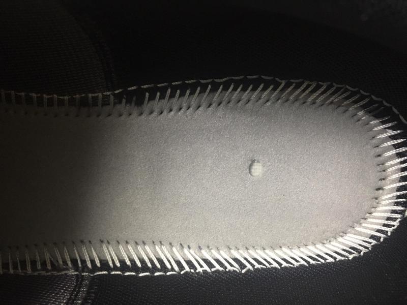 识货团购买了双鞋,毒app却一直无法鉴定?买到