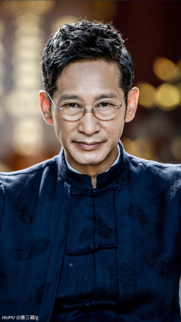 哪位好心的jr能给我几张林耀东的壁纸