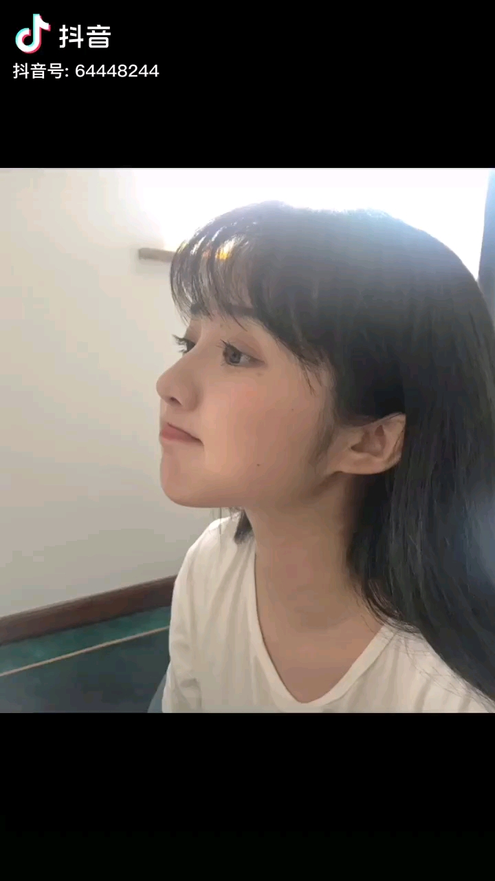 挺可爱的呀小陆离
