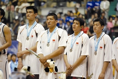 有老球迷帮忙回顾一下2002年釜山亚运会决赛吗?