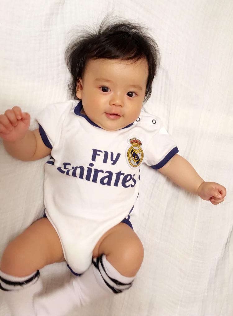 我作为一名英语老师带学校足球队获得我们市校