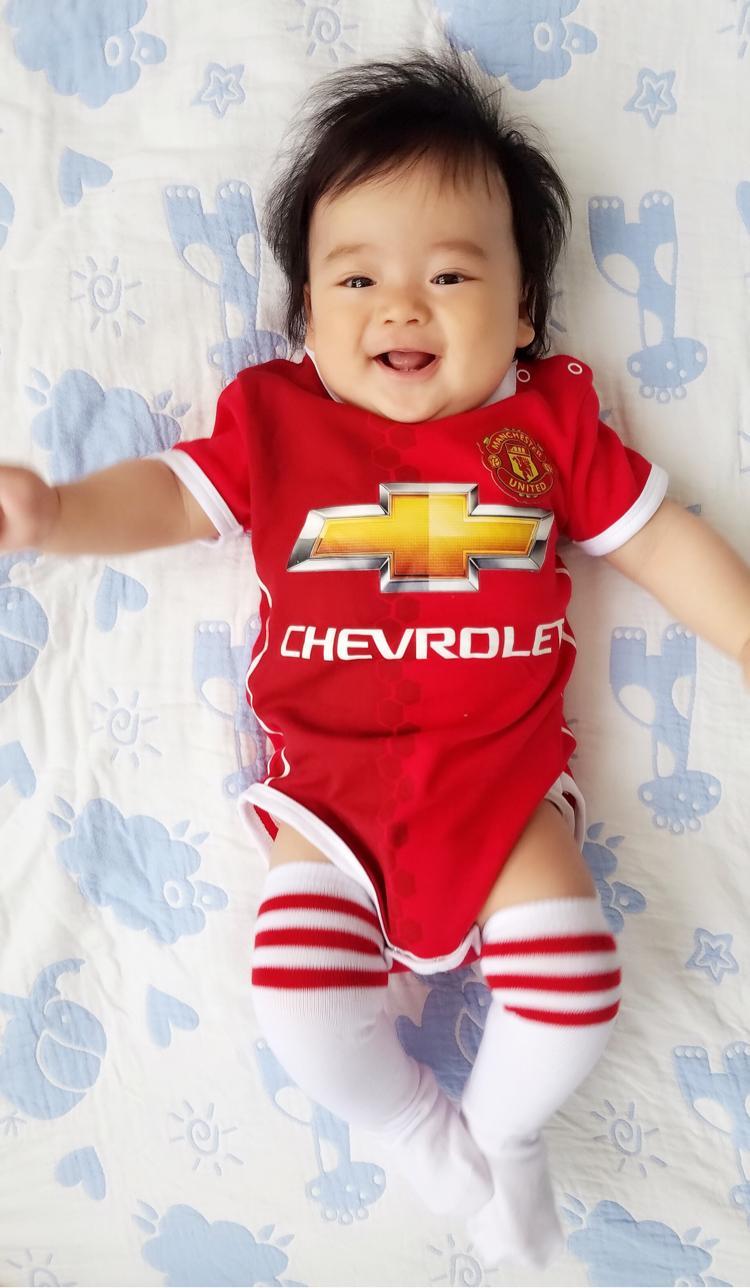 我作为一名英语老师带学校足球队获得我们市校