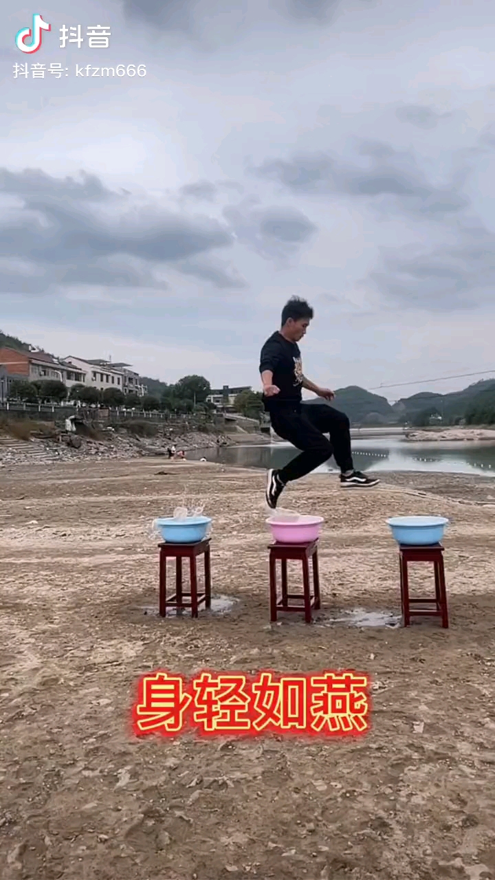 video-poster