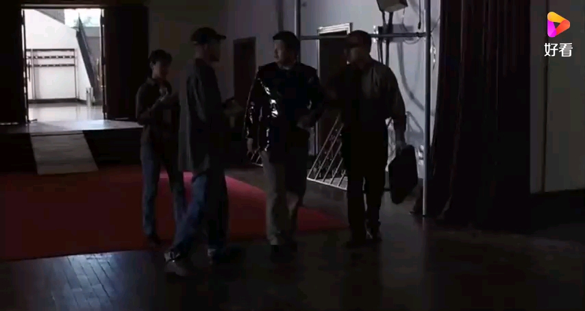 video-poster