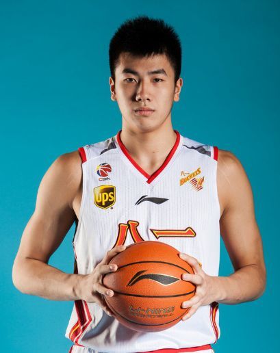 大家是否还记得这样一位强力内线?