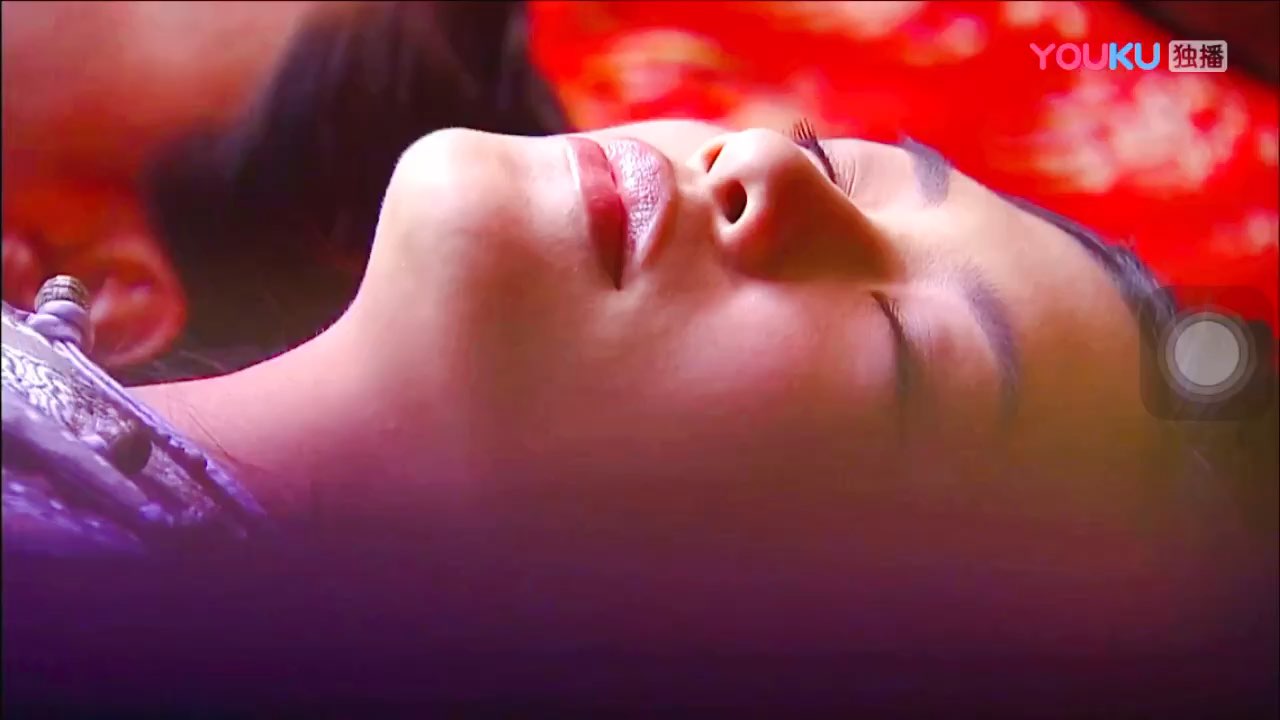 鹿鼎记经典名场面韦小宝丽春院大被同眠尺度最大的一版