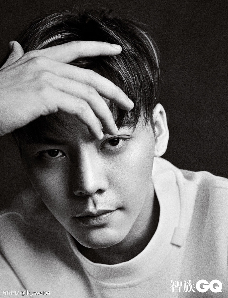 男明星黑白大头照谁赢了?昆仑柏之霆锋 世纪混战