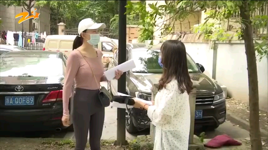 video-poster