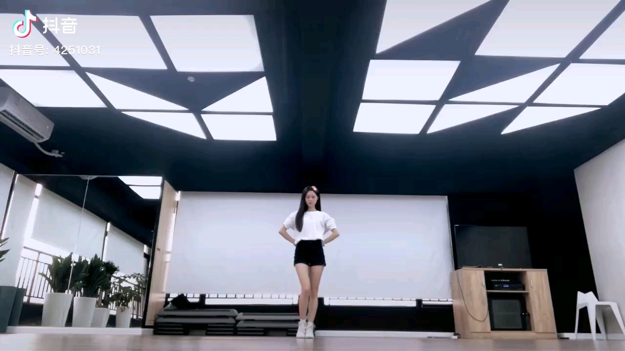 video-poster