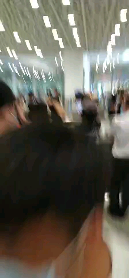 video-poster