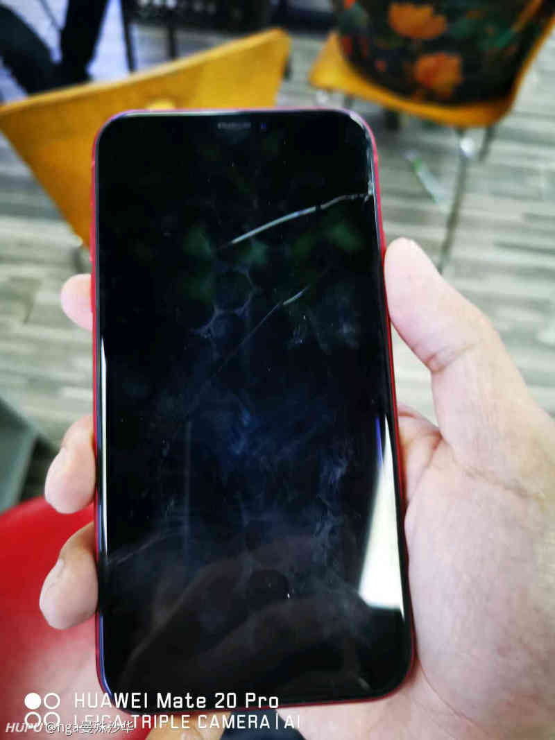 现场直播拆了个爱疯xr 换外屏 让大家看看爱疯