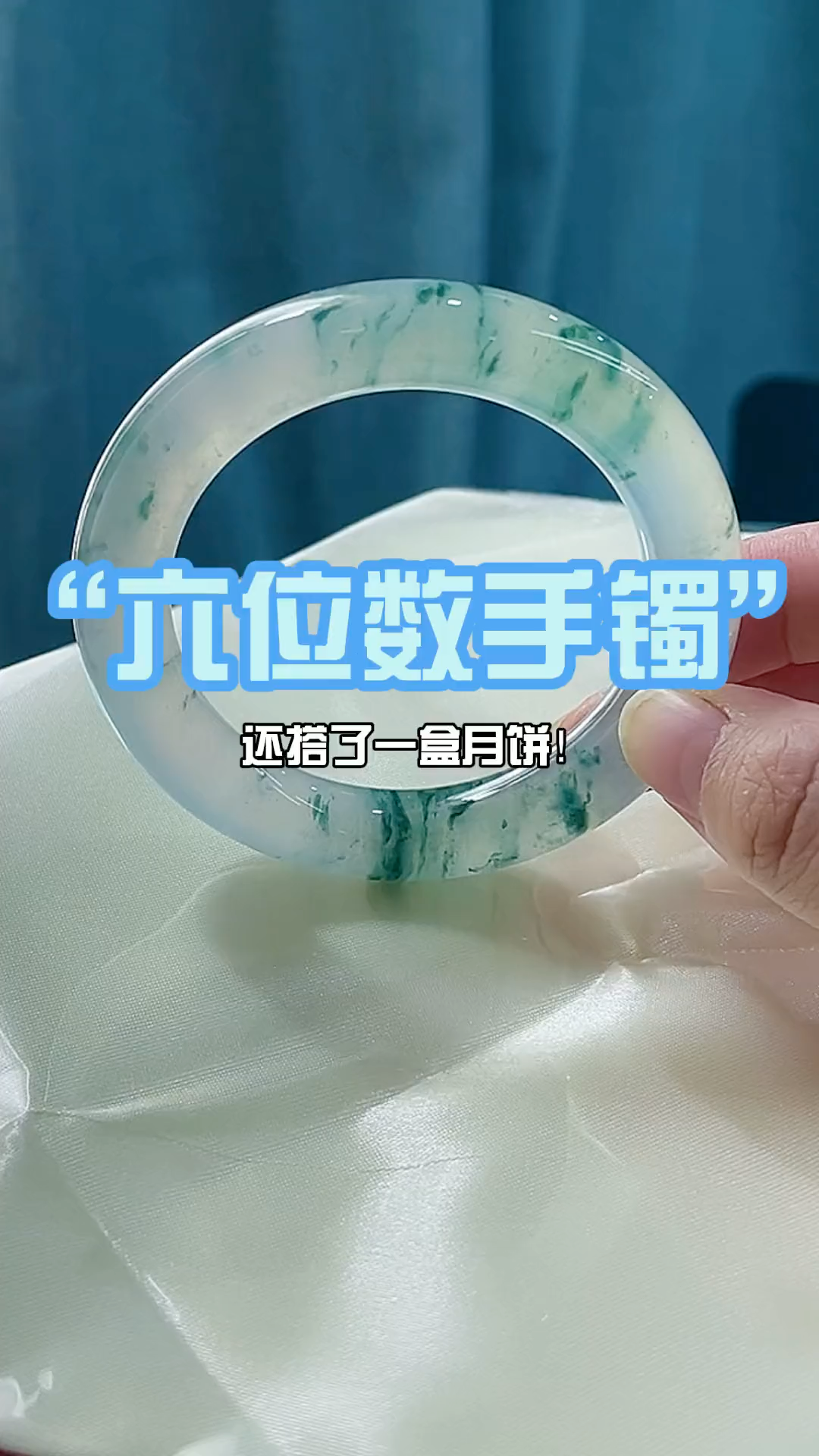 video-poster