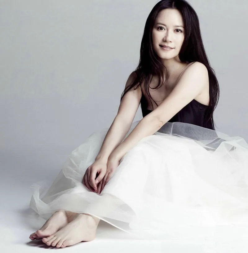 女明星美脚系列第 52 波 俞飞鸿的脚算得上美脚吗 娱乐圈 虎扑社区 女明星美脚系列第 52 波 俞飞鸿的脚算得上美脚吗 娱乐圈 虎扑社区