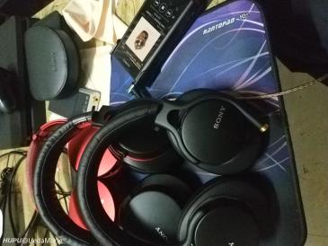 请问大神sony mdr1adac和mdr1am2区别?