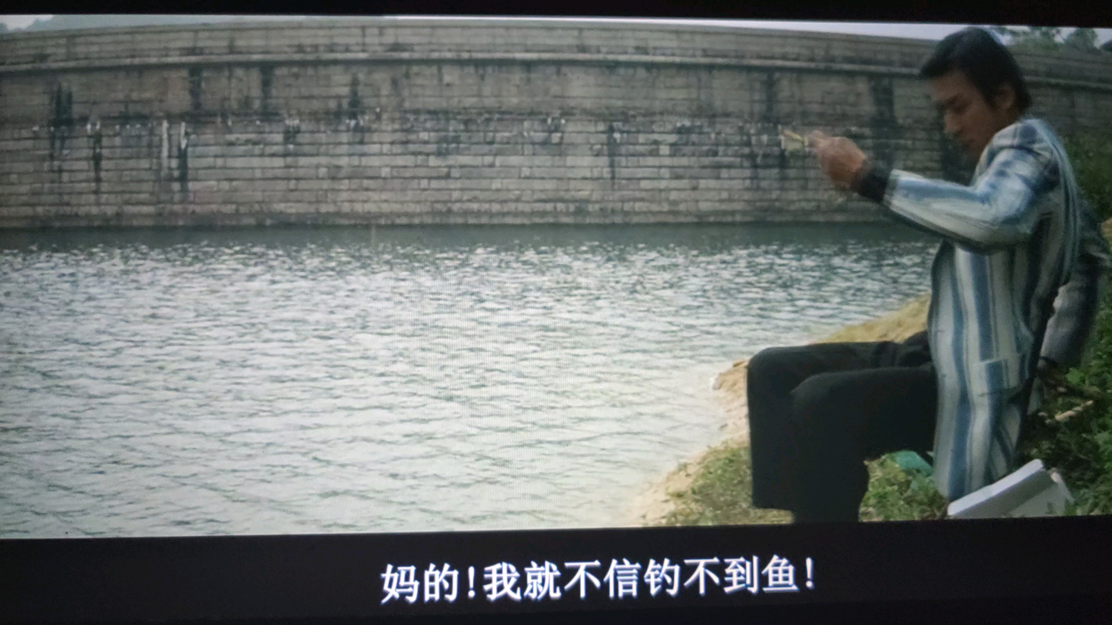 video-poster