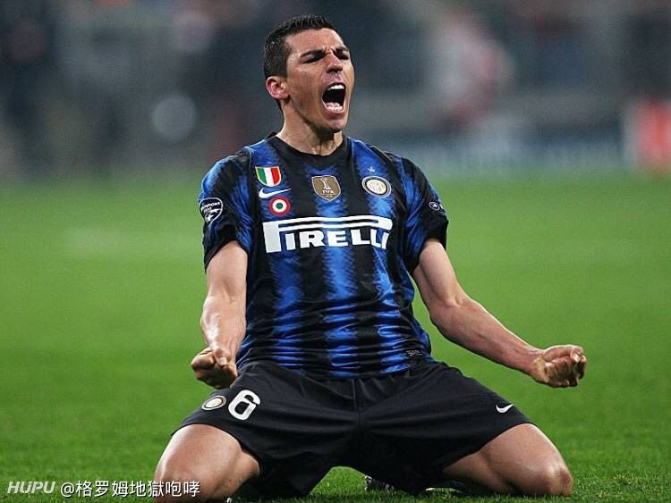 请教老球迷,当年的巴西后卫卢西奥是什么水平?