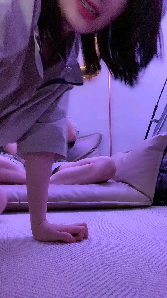 video-poster
