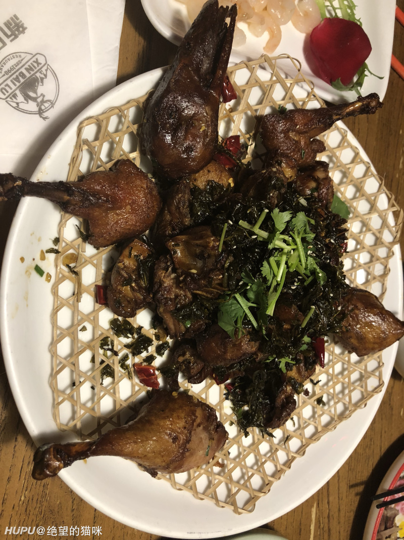 杭州的消费什么水平?三个人点了这些菜,200块