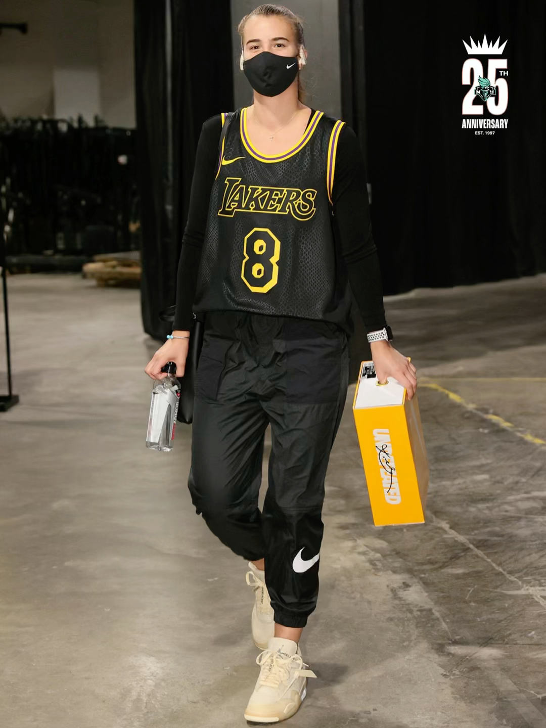 【帅爆啦】各大球星致敬科比,身穿科比战袍球衣!-nba专区-虎扑社区