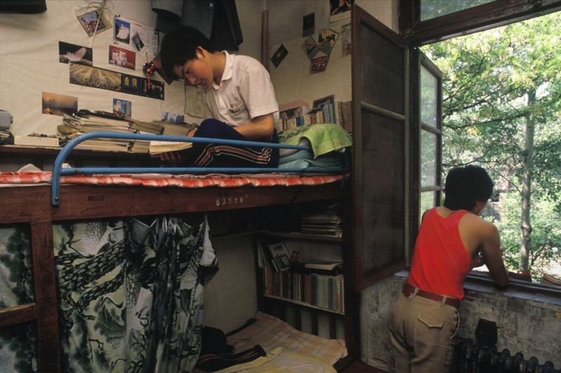 80年代 北京大学男生宿舍的日常 Via美人微语 虎扑 80年代 北京大学男生宿舍的日常 Via美人微语 虎扑