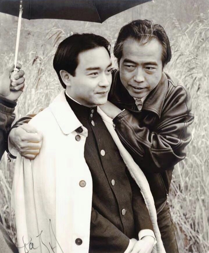 其实陈凯歌和张国荣五官真的很像,怎么没人说陈凯歌帅呢