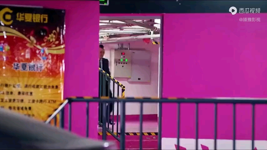 video-poster