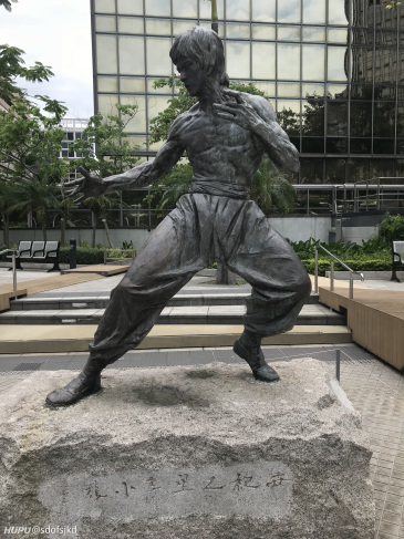 听说去香港玩的话不会粤语 吃饭点单都困难,是