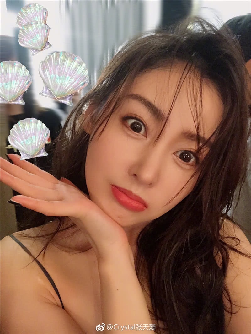 我舍友几乎一整天跟他女朋友视频或者打电话是什么水平