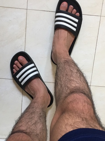 腿毛太多,有jrs敢跟我比嘛?