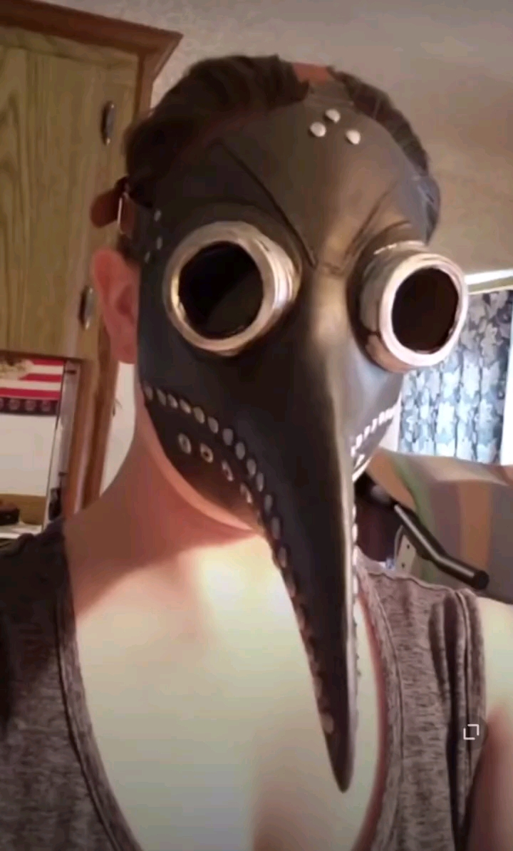 新买的鸟嘴口罩到了总感觉哪里不对头