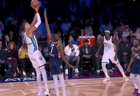 意媒:國米原定于10月10日在利比亞對陣巴薩,后來才改為對陣馬競 意媒:國米原定于10月10日在利比亞對陣巴薩,后來才改為對陣馬競