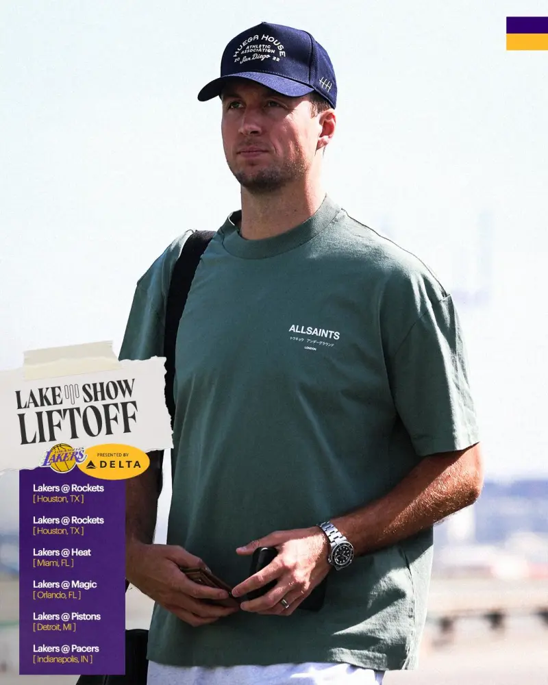 東契奇談投進(jìn)三分時(shí)老爸抱頭掩面：他可能說兒子終于投進(jìn)了一個(gè)球